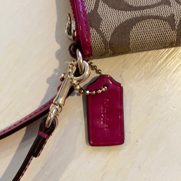 Coach wristlet, brown and pink trim - Picture 2 of 4